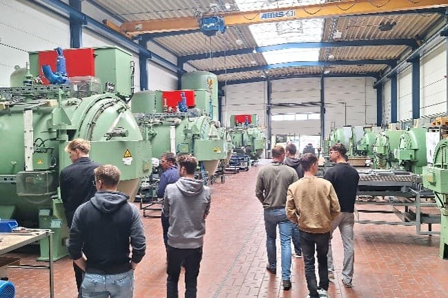 Studierende der TH OWL aus Lemgo zu Besuch bei FERRUM