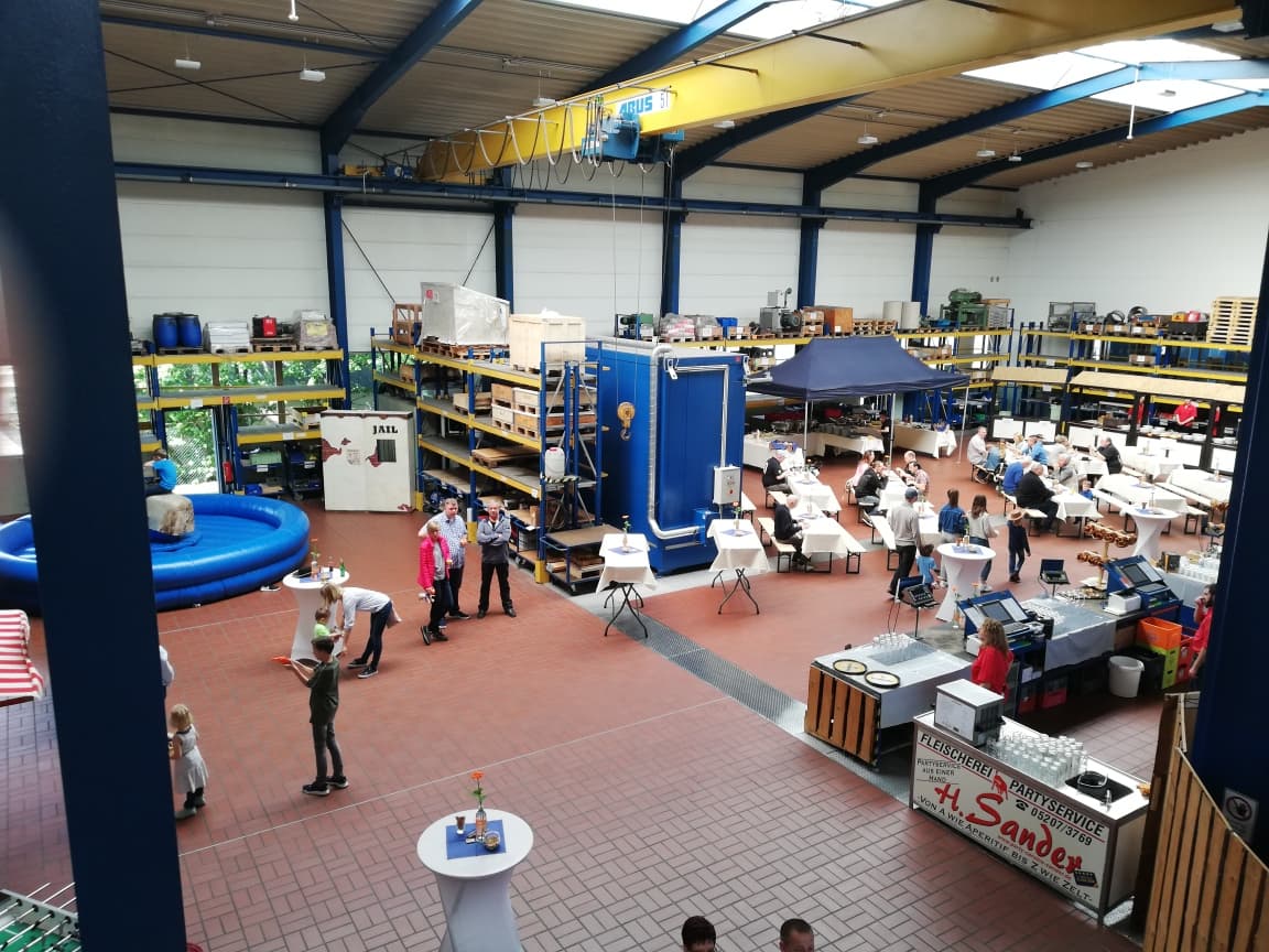 Impression vom FERRUM Open House 2019 „BBQ & Bull Riding“